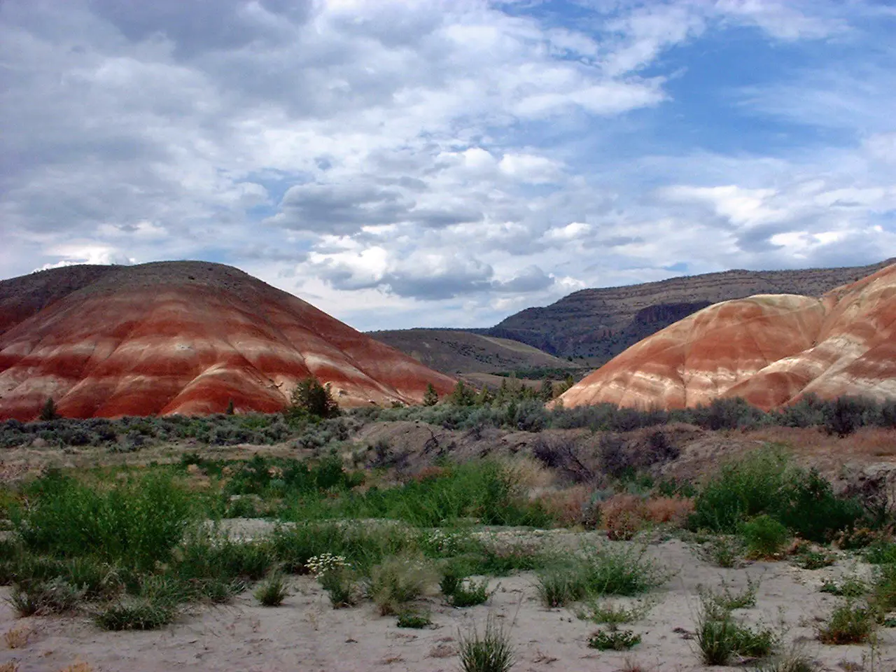 Painted Hills Oregon - john-day-country