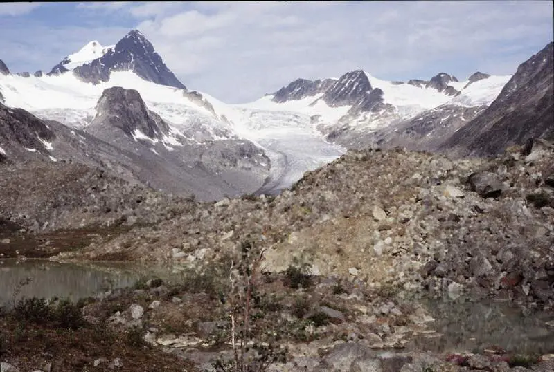 Mackenzie Mountains Yukon - Rivière Peel et monts Mackenzie