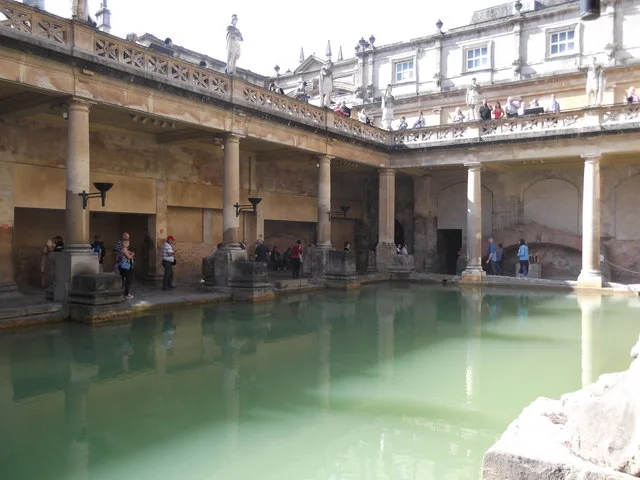 Down at the Great Bath, Bath - geograph.org.uk - 4160227