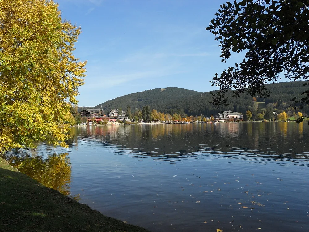 Titisee im Herbst