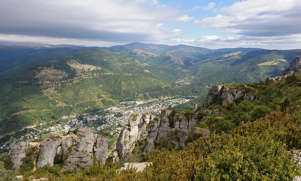 Cevennes Florac Mimente depuis Causse Mejean