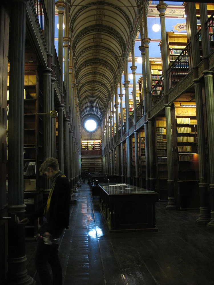 Copenhagen University Library - interior)
