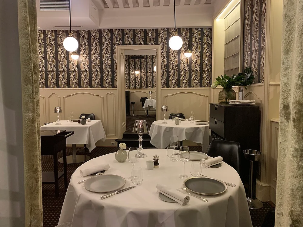 Intérieur du restaurant La Mère Brazier (Lyon) - 2