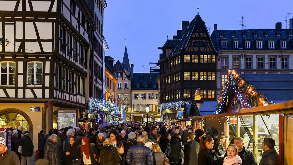 Strasbourg Christmas market (51228458506)
